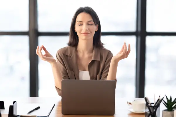 Técnicas de Relaxamento Como a Meditação Pode Aumentar sua Eficiência!